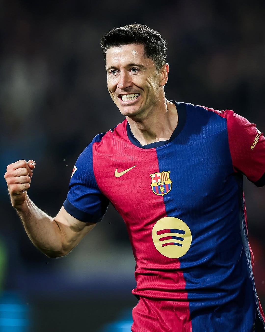 开云体育登录-包含巴黎力克英格兰，莱万绝境逆转的词条