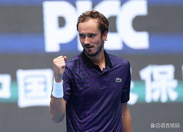 英国网球队爆冷西班牙网球队，梅德韦杰夫送出助攻的简单介绍