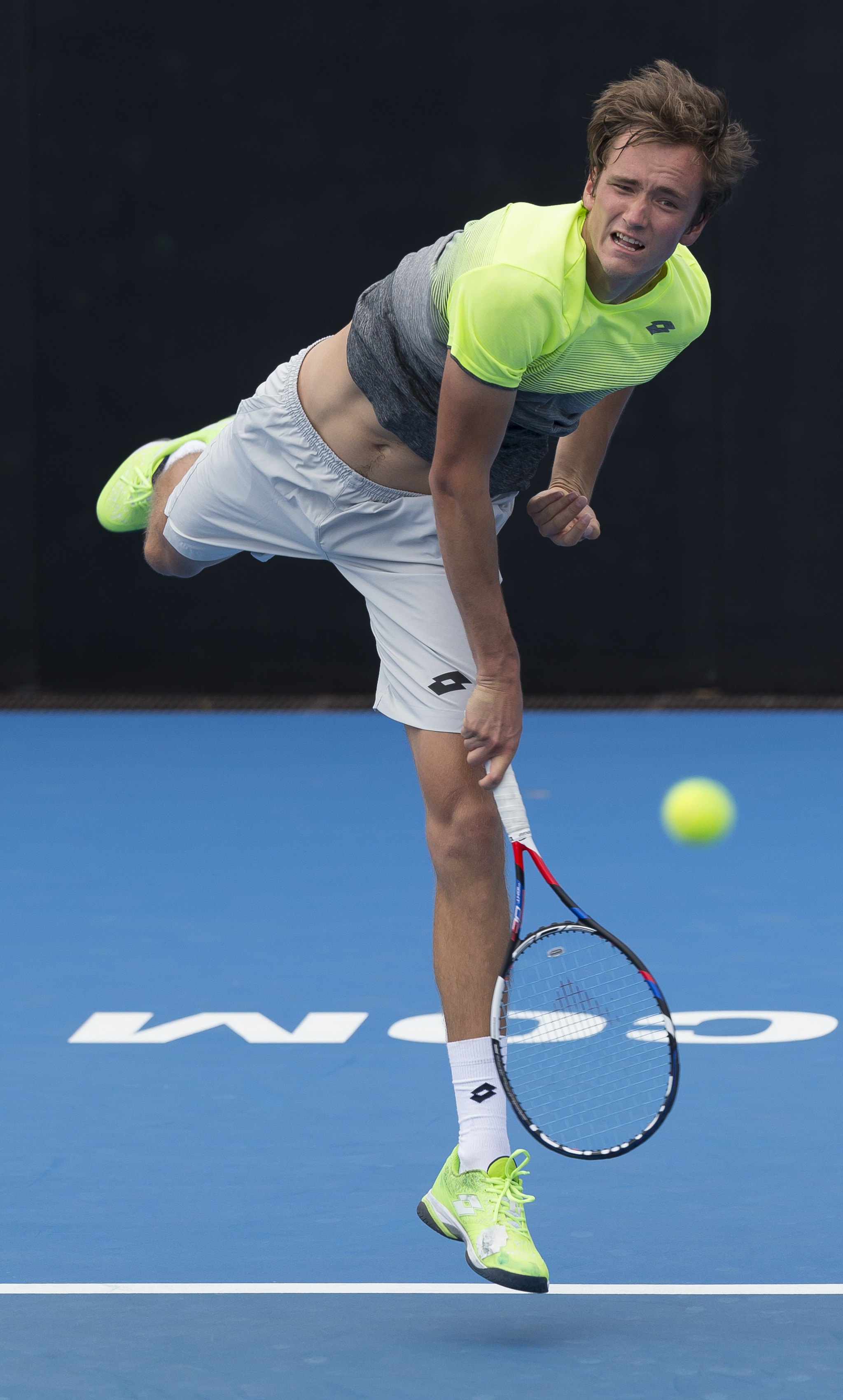 关于日本网球队绝杀澳大利亚网球队，梅德韦杰夫惊艳世界的信息