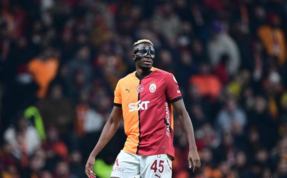 曼联宣布引进世界级前锋，提升攻击力