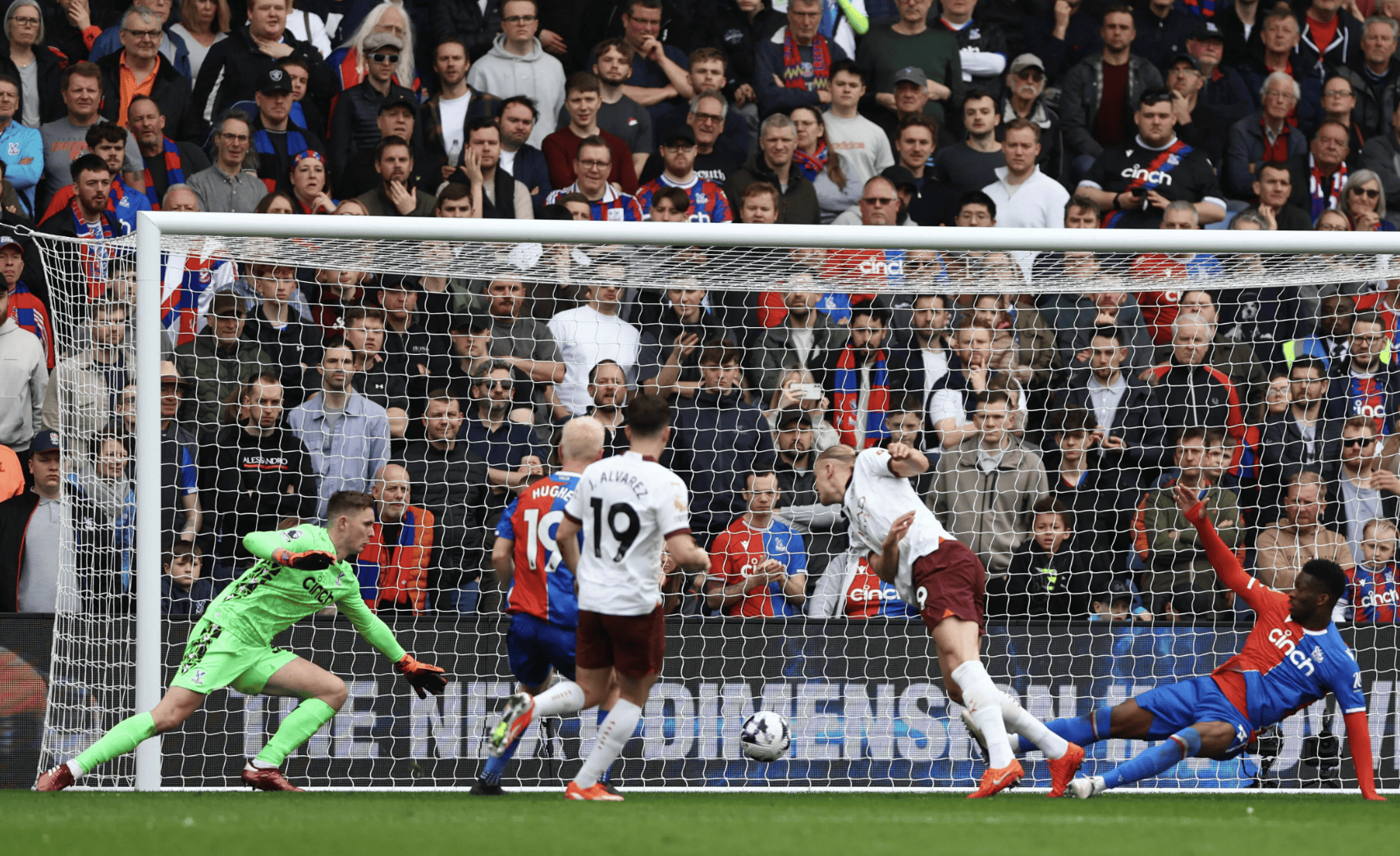 沙特联主场轻松取胜,逼近英超晋级目标的简单介绍 沙特联主场轻松取胜,逼近英超晋级目标的简单介绍