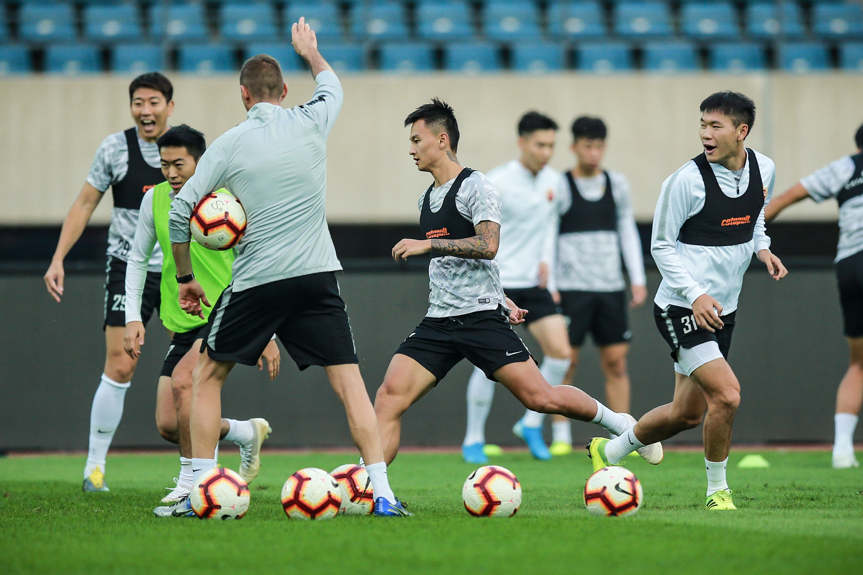 尼斯面对强敌展现信心，誓取三分的简单介绍