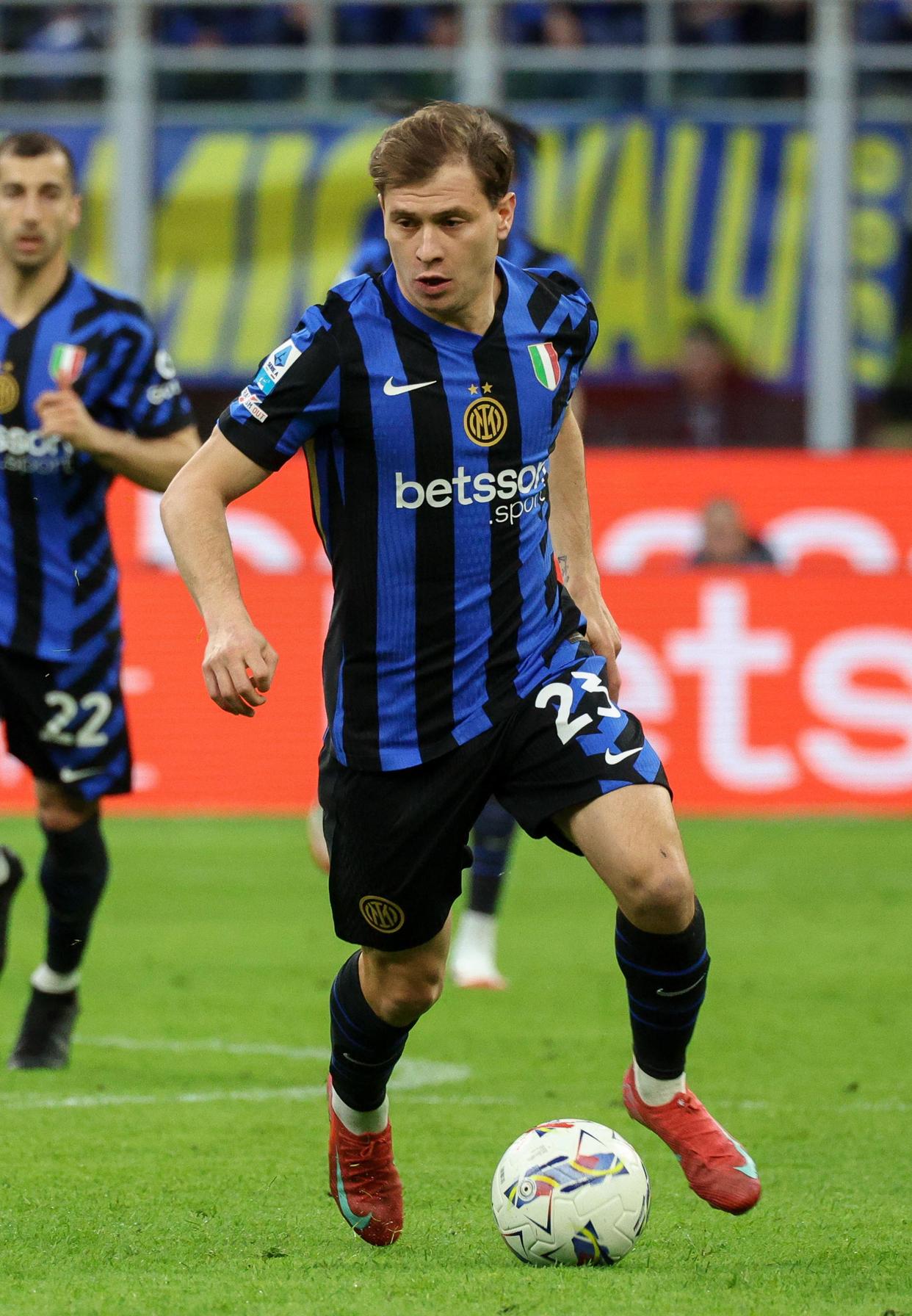 意甲球队一名中场球员伤愈归队