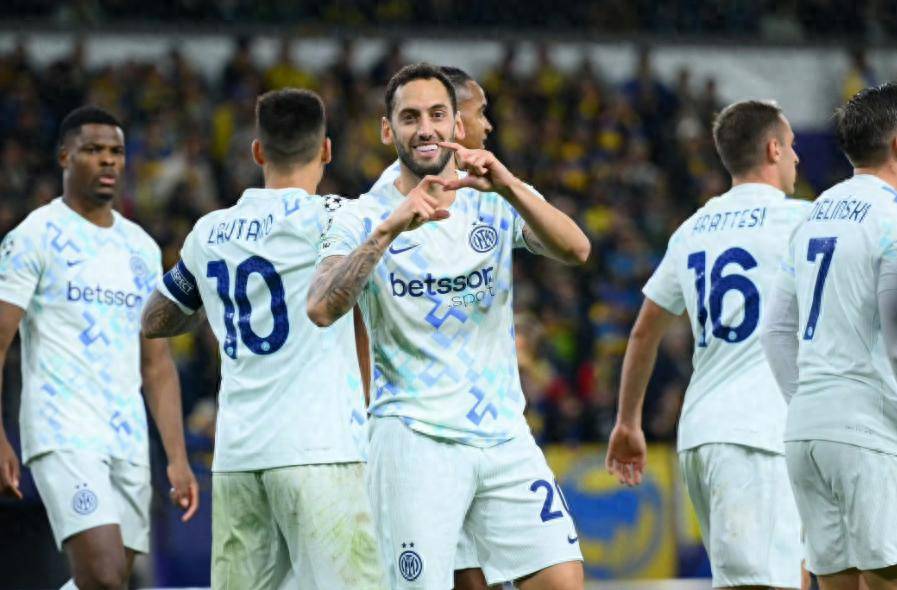 关于意甲冠军之争，各路豪门大显身手的信息