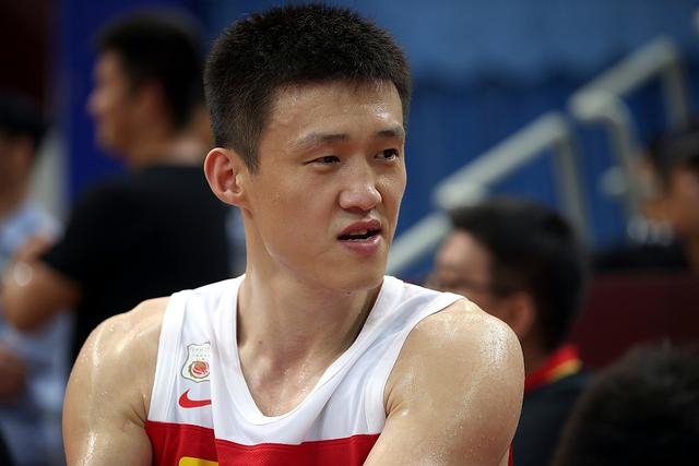 人新赛季目标冲击总冠军，实力有望进一步提升