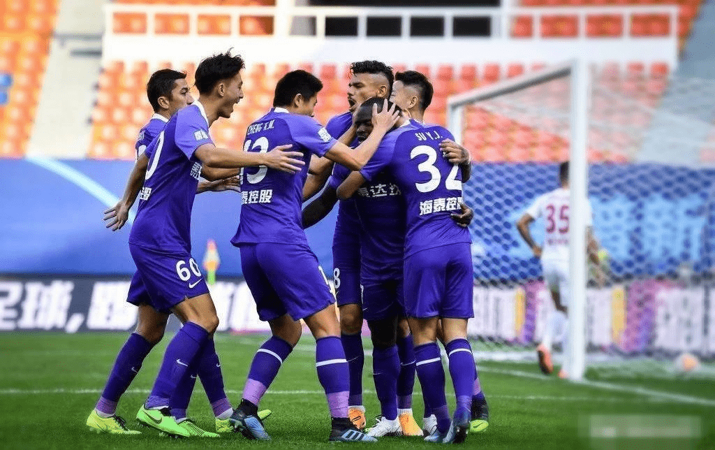 重庆当代力争夺冠，与天津泰达一决胜负的简单介绍