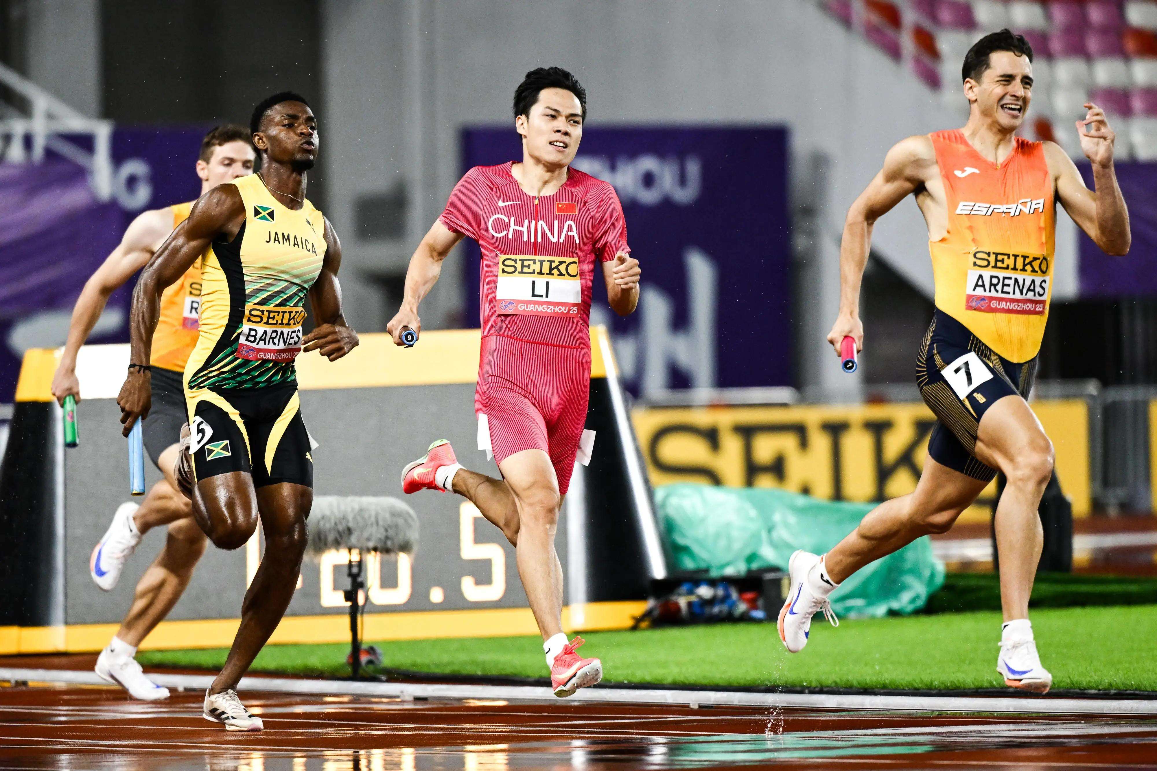 开云平台-福建队在比赛中表现出色，取得胜利