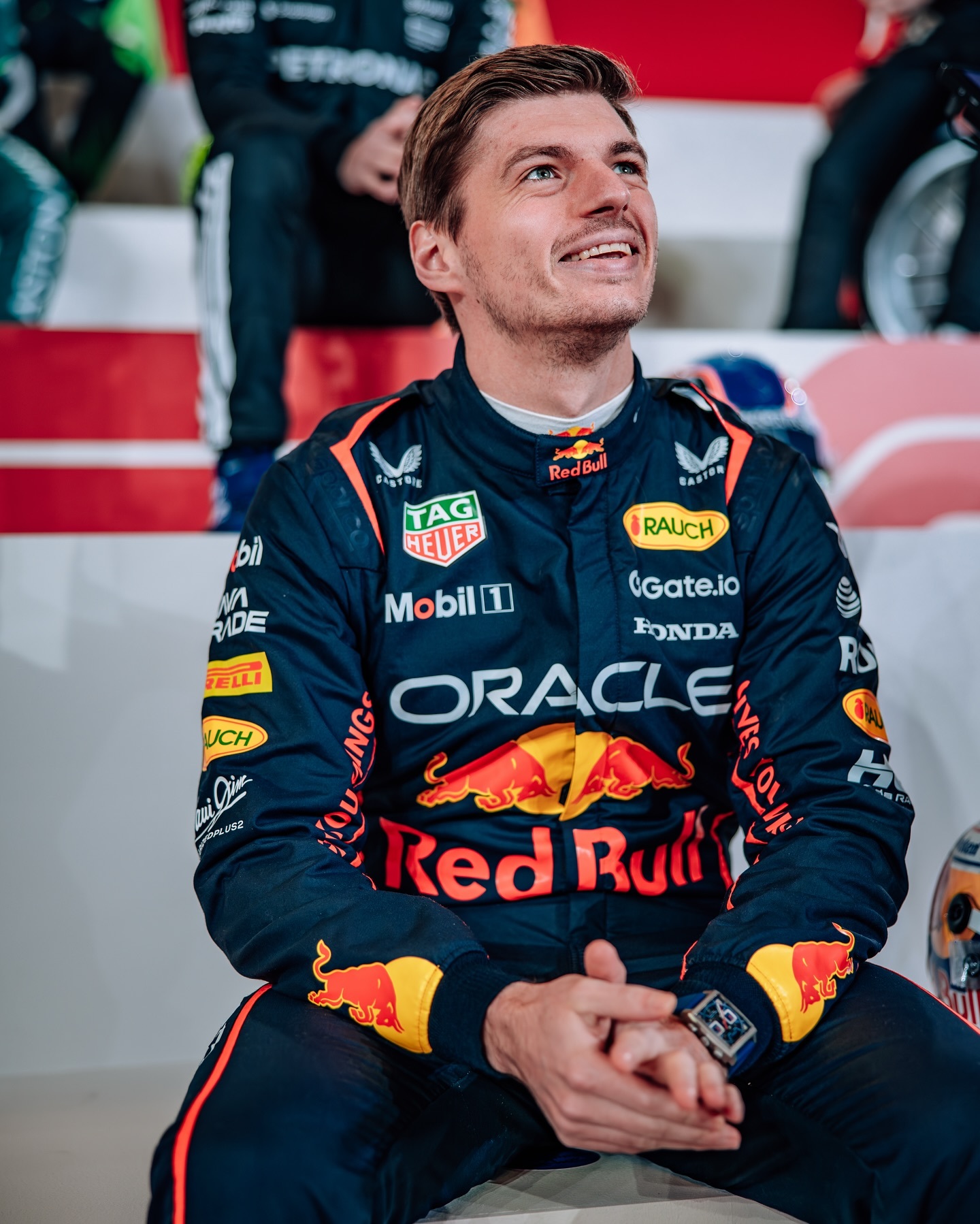 雷诺车队力克红牛车队，汉密尔顿惊艳四座的简单介绍