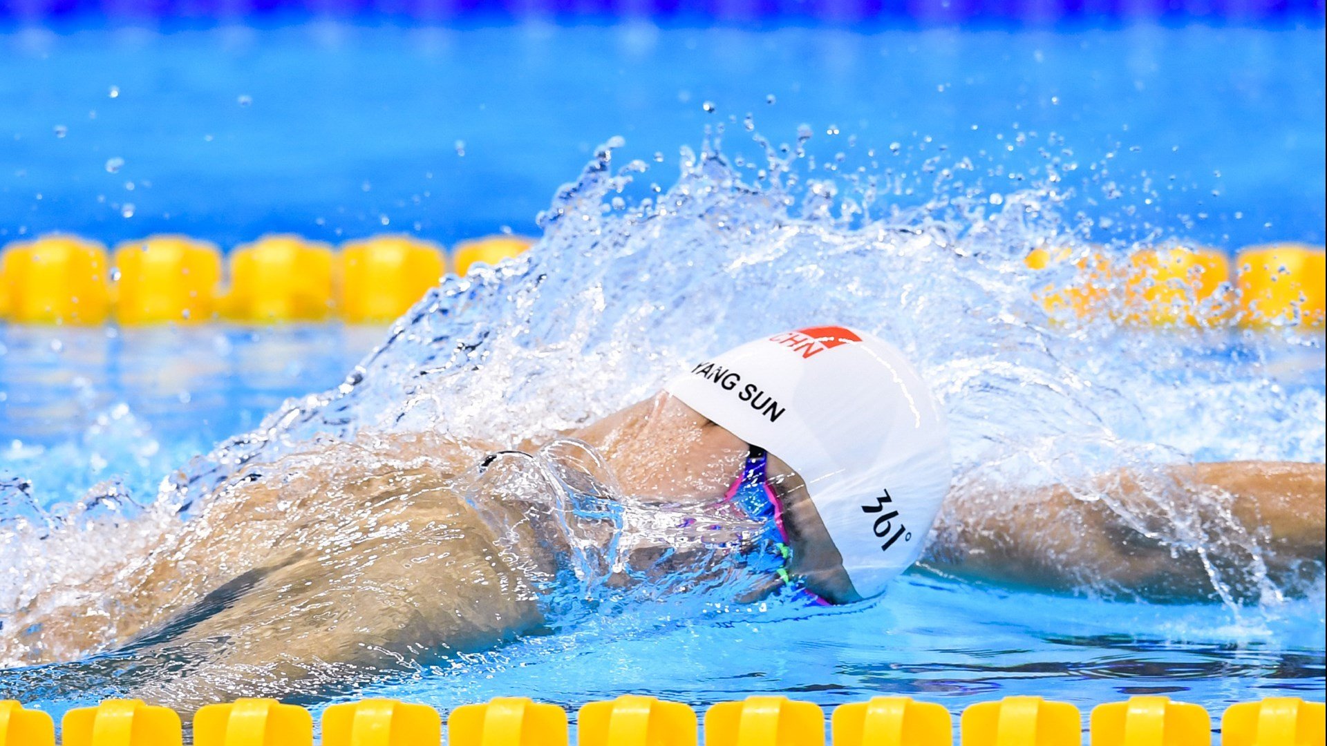 新疆队拿下辽宁队，福克斯成为关键先生