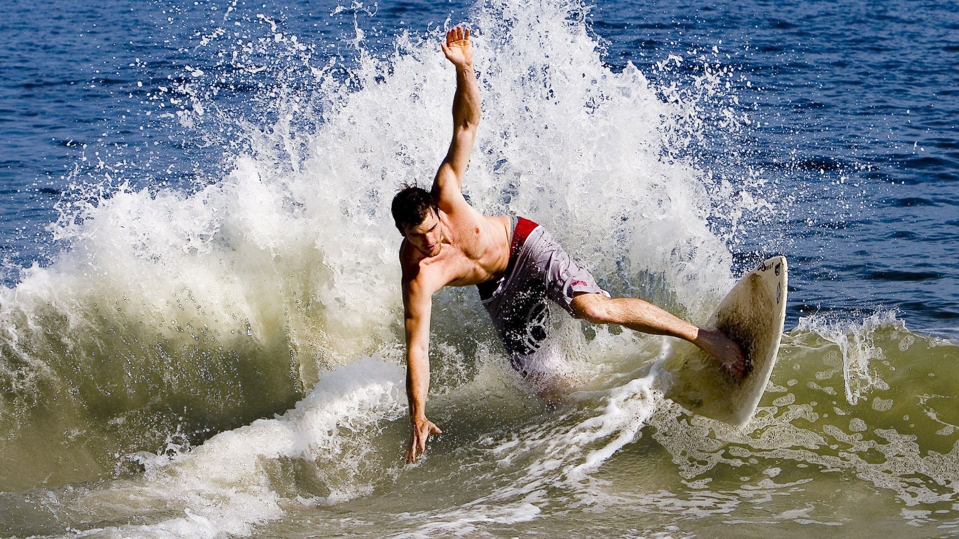 开云体育中国-猛龙对阵湖人，小贾伦·杰克逊一手掌控比赛走势