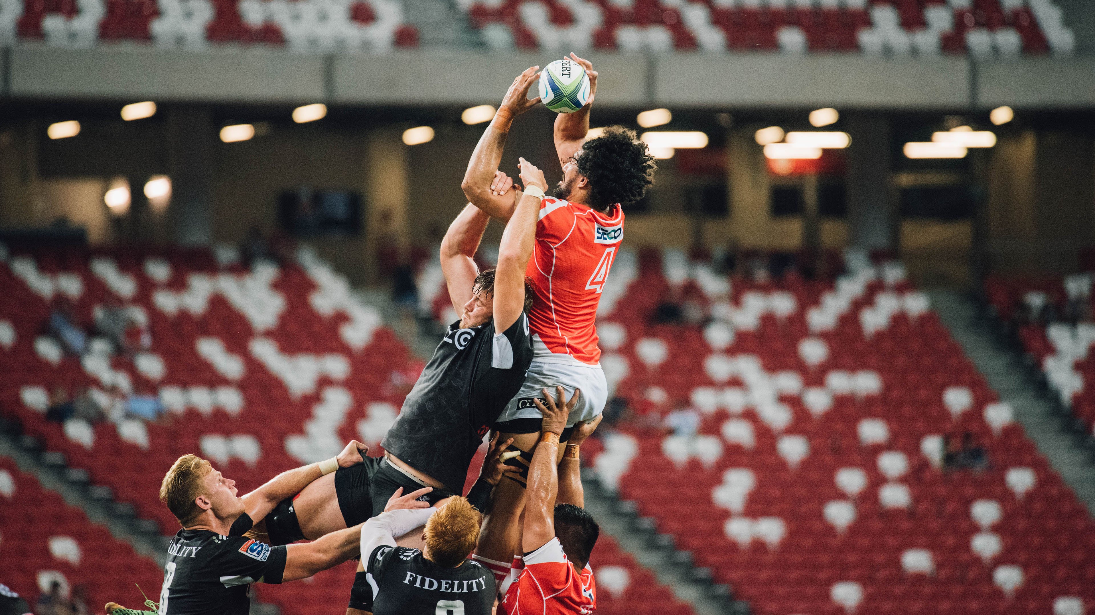 开云体育官方网站-欧冠淘汰赛之夜，德罗赞关键战不手软